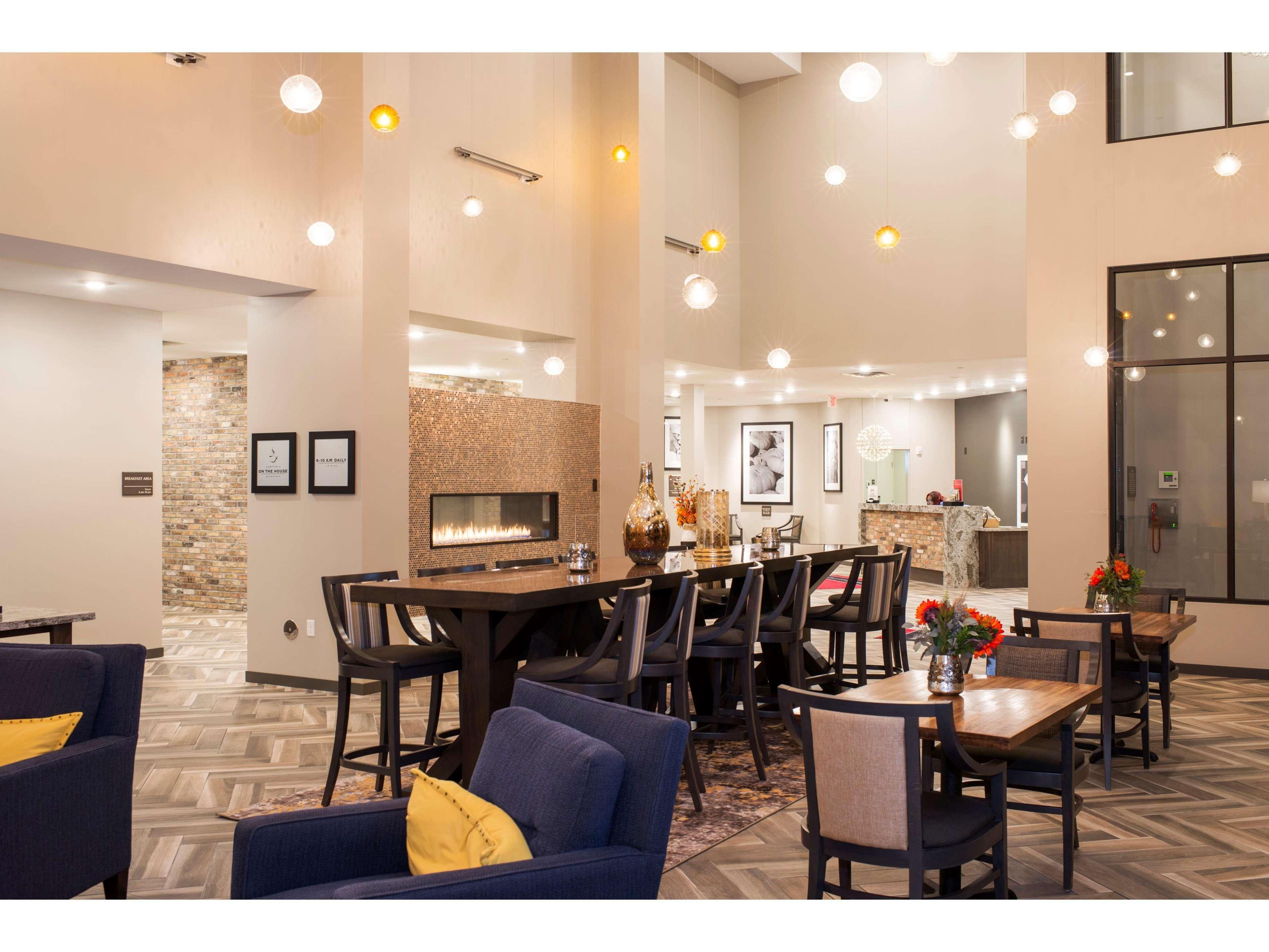 Hampton Inn And Suites Minneapolis University Area, Mn Εξωτερικό φωτογραφία