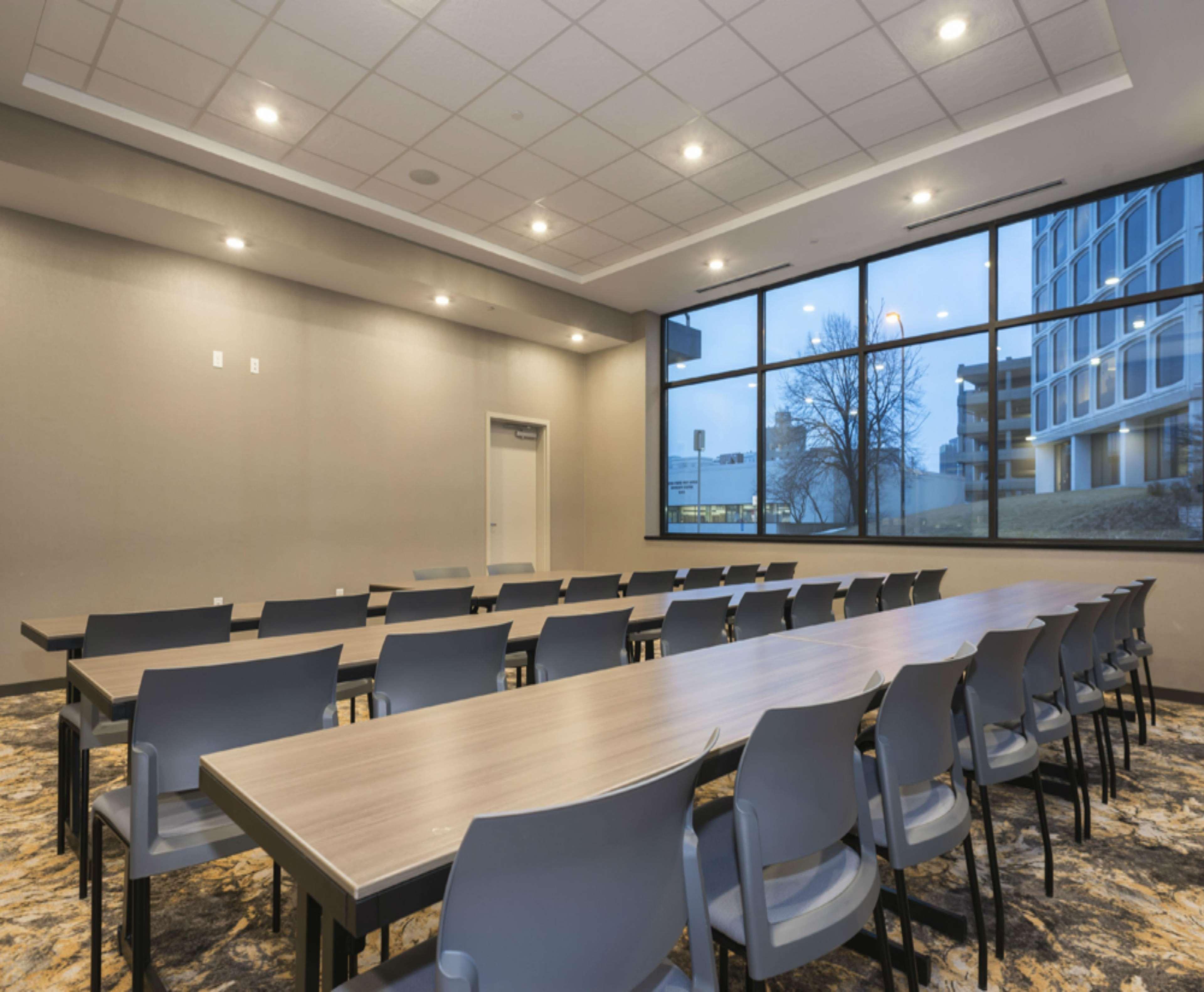 Hampton Inn And Suites Minneapolis University Area, Mn Εξωτερικό φωτογραφία